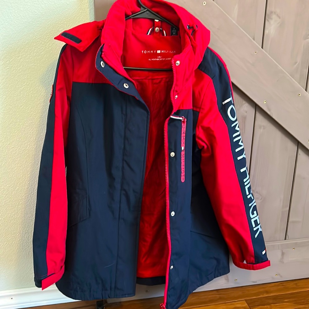Tommy Hilfiger snow jacket - Picture 1 of 3